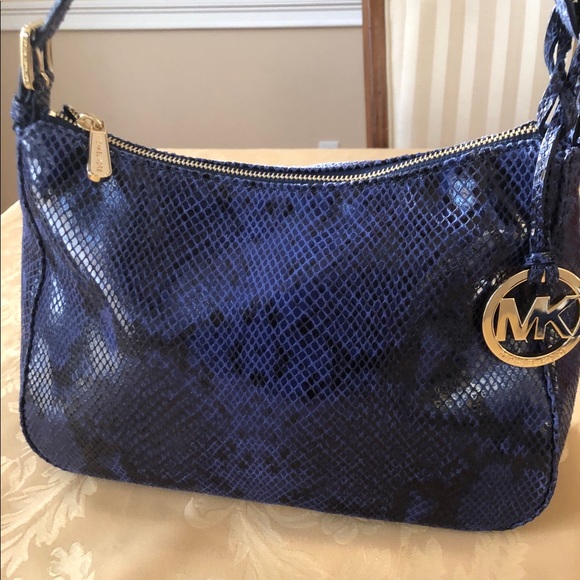 Beautiful Blue Michael Kors Bag ❤️ - Picture 2 of 7